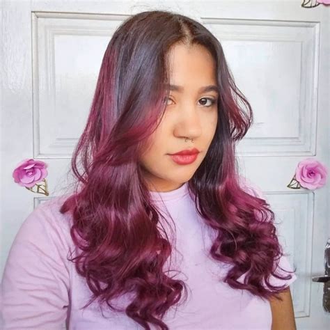 As 10 melhores ideias e inspirações de cabelo curto marsala .